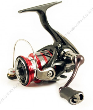Катушка безынерционная Daiwa 18 Ninja LT 2000
