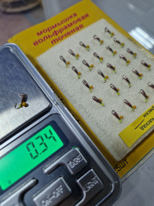 Мормышка вольф.точеная Уралка Риски Каскад D-2,5мм/вес- 0,34гр серебро/красная полоса