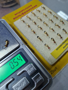 Мормышка вольф.точеная Уралка Комби D-3,0мм/вес- 0,54гр черный/золото